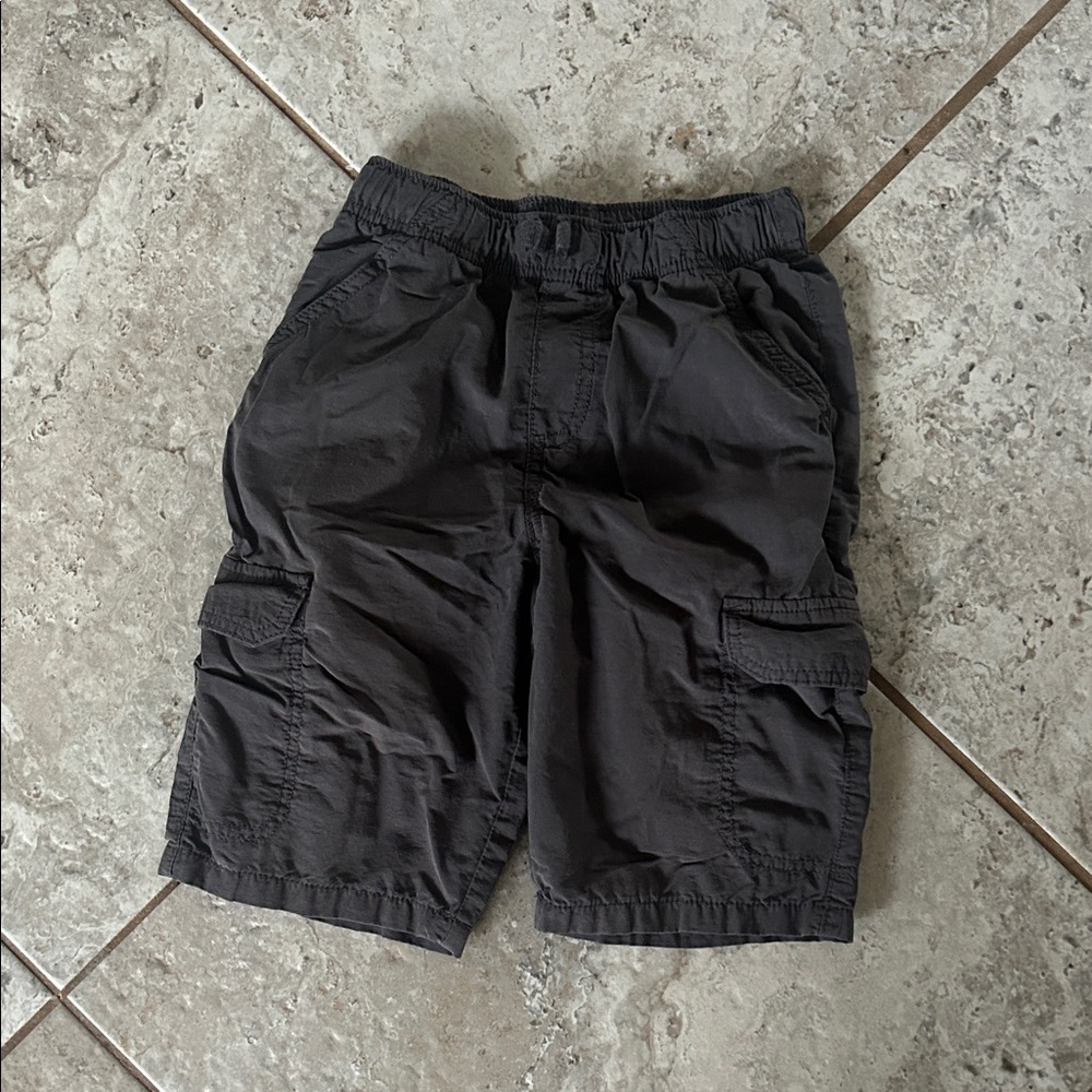 Boys size 8 dark gray Cargo Shorts from Jumping Beans - worn once or twice only